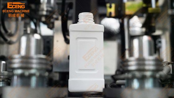2개 공동  PET 스트레치 블로 주조 기계 3000bph 완전 자동