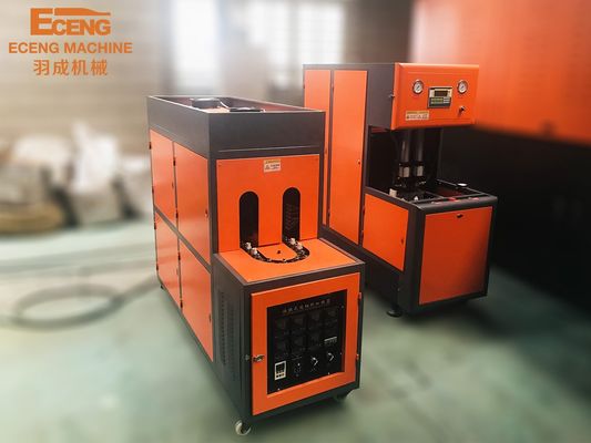 700 KG 세미 오토매틱 패트병 블로우 성형 장치 50HZ 3PHASE 5000 Ml