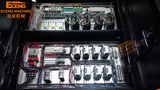 빠른 제조업을 위한 K8 18000BPH 플라스틱 병 기계 8 공동 완전 자동